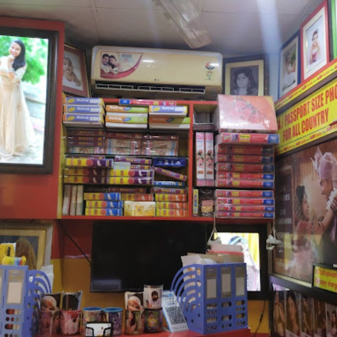 Studio Shiv Pawan & Digital Colour Lab