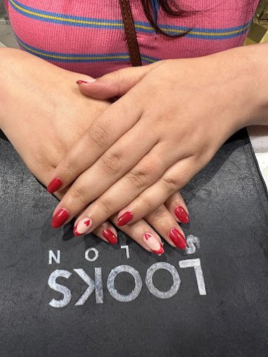 Looks Salon, Greater Noida